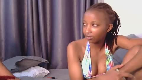 myline_ online show from March 19, 6:23 pm