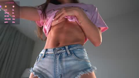 Liss Next stream December1 online show from February 11, 4:45 pm