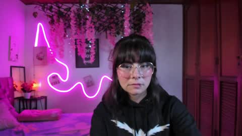 helen online show from December 23, 9:51 pm