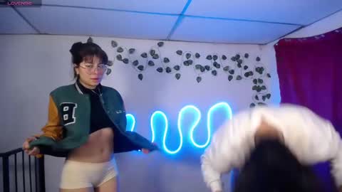 helen online show from March 7, 6:02 am