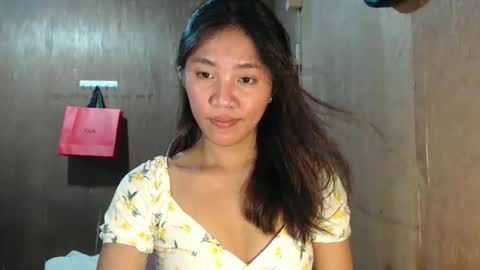 mylovefromthestarxx69 online show from September 12, 12:49 pm
