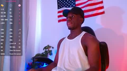 Mylo Wallace  online show from October 16, 7:26 pm