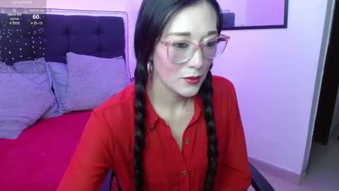 Snapshot of mylu_xx chatting on March 15, 1:39 pm MYLU online show from March 15, 1:39 pm