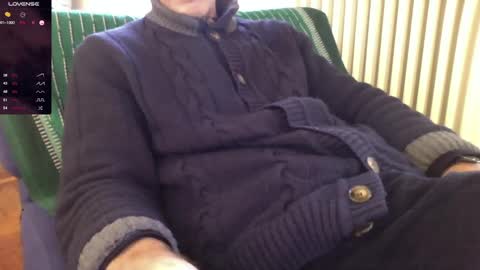 Snapshot of mynakedbeach chatting on December 26, 10:59 am Bi sexy guy lovense hush is on private is open or password show tip if you like. online show from December 26, 10:59 am