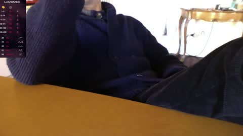 Snapshot of mynakedbeach chatting on December 30, 7:48 am Bi sexy guy lovense hush is on private is open or password show tip if you like. online show from December 30, 7:48 am