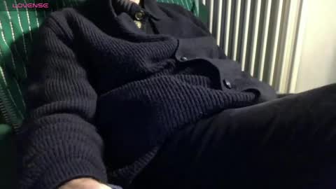 Snapshot of mynakedbeach chatting on January 24, 5:00 pm Bi sexy guy lovense hush is on private is open or password show tip if you like. online show from January 24, 5:00 pm