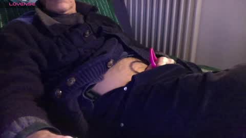 Snapshot of mynakedbeach chatting on February 20, 4:25 pm Bi sexy guy lovense hush is on private is open or password show tip if you like. online show from February 20, 4:25 pm
