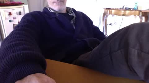 Snapshot of mynakedbeach chatting on March 2, 7:43 am Bi sexy guy lovense hush is on private is open or password show tip if you like. online show from March 2, 7:43 am