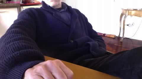 Snapshot of mynakedbeach chatting on March 6, 7:47 am Bi sexy guy lovense hush is on private is open or password show tip if you like. online show from March 6, 7:47 am