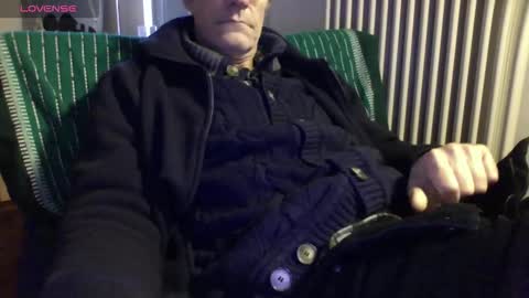 Bi sexy guy lovense hush is on private is open or password show tip if you like. online show from February 19, 10:44 am