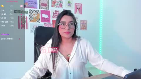 Bella online show from July 12, 1:02 pm