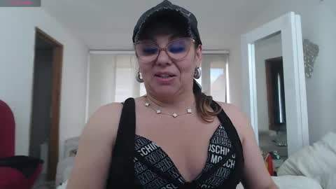 Myrna Sessions online show from May 9, 4:12 pm