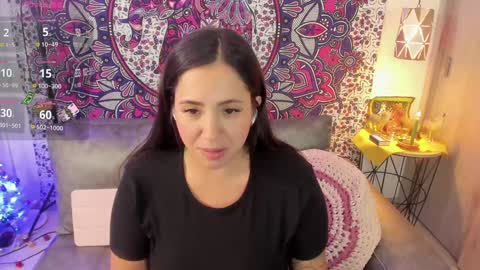 S A R A online show from December 30, 10:01 pm