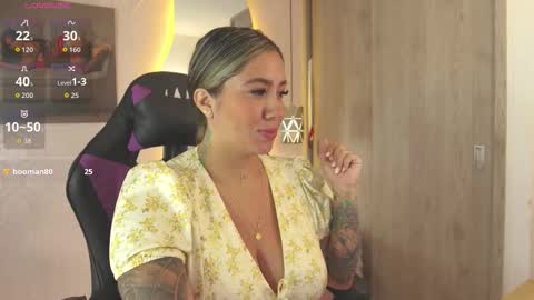 S A R A online show from November 26, 1:12 pm