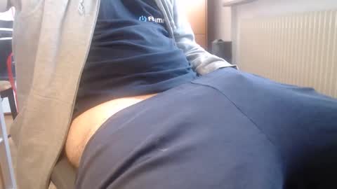 Snapshot of mysecr3tsins chatting on October 9, 8:34 am Ben online show from October 9, 8:34 am