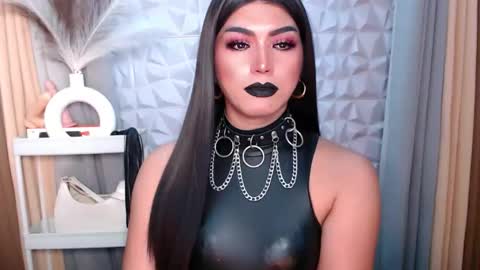 SUPPORT GODDESS TRISHA  AND DONT FORGET TO FOLLOW ME online show from October 14, 9:21 am