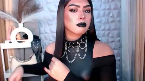 SUPPORT GODDESS TRISHA  AND DONT FORGET TO FOLLOW ME online show from October 21, 7:25 pm