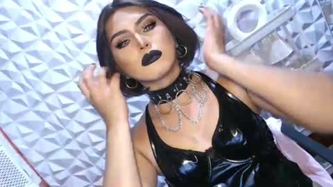 SUPPORT GODDESS TRISHA  AND DONT FORGET TO FOLLOW ME online show from July 1, 10:28 am