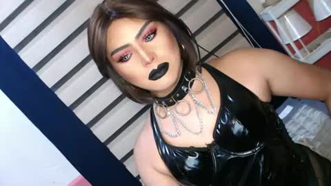 SUPPORT GODDESS TRISHA  AND DONT FORGET TO FOLLOW ME online show from July 9, 6:12 pm