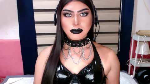 SUPPORT GODDESS TRISHA  AND DONT FORGET TO FOLLOW ME online show from July 29, 2:04 pm
