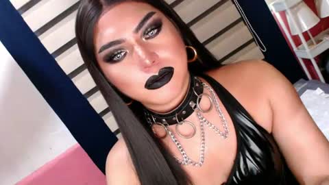 SUPPORT GODDESS TRISHA  AND DONT FORGET TO FOLLOW ME online show from July 30, 2:10 am
