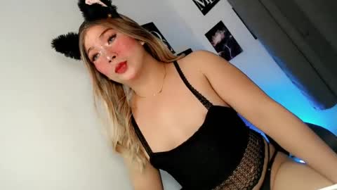 kimmy online show from July 19, 3:21 am