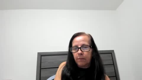 mysteriouspeachgoddess online show from September 10, 2:33 am