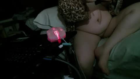 mysteriouswoman18 online show from March 17, 4:50 am