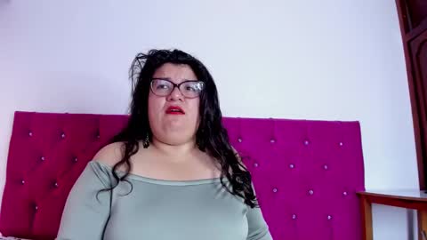 Snapshot of mystery_psique chatting on October 3, 7:33 pm mystery_psique online show from October 3, 7:33 pm