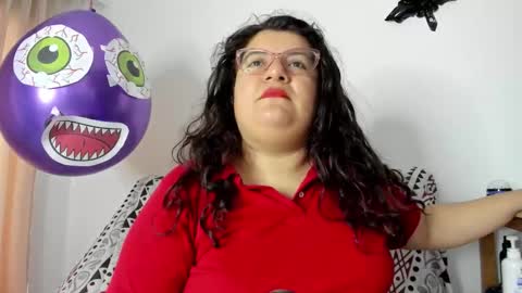 Snapshot of mystery_psique chatting on November 4, 7:13 pm mystery_psique online show from November 4, 7:13 pm