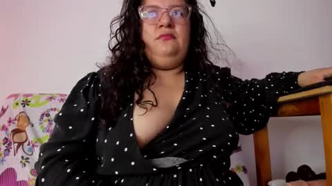 Snapshot of mystery_psique chatting on November 10, 7:24 pm mystery_psique online show from November 10, 7:24 pm