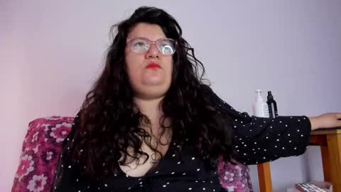 Snapshot of mystery_psique chatting on November 23, 1:33 pm mystery_psique online show from November 23, 1:33 pm