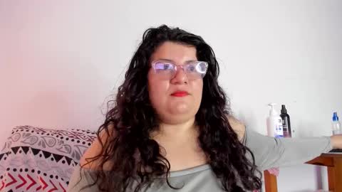 Snapshot of mystery_psique chatting on December 2, 7:20 pm mystery_psique online show from December 2, 7:20 pm