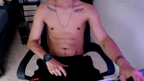 mysteryboy_thin16 online show from February 23, 8:11 pm