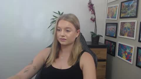 Erica online show from October 6, 8:23 am