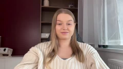 Erica online show from May 19, 10:10 am