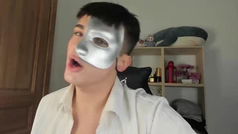 Evan Brown online show from October 31, 12:22 am