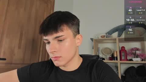 Evan Brown online show from November 26, 10:22 pm