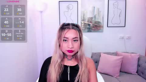 Snapshot of mystic_nova_ chatting on March 13, 11:17 am mystic_nova_ online show from March 13, 11:17 am