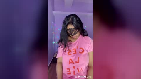 Snapshot of mystic_rose18 chatting on July 28, 10:21 am Mystic Rose online show from July 28, 10:21 am