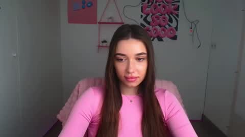 Snapshot of mysticamelia chatting on April 14, 5:46 am Amelia online show from April 14, 5:46 am