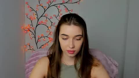 Snapshot of mysticamelia chatting on April 16, 11:22 am Amelia online show from April 16, 11:22 am