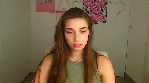 Snapshot of mysticamelia chatting on May 7, 5:24 am Amelia online show from May 7, 5:24 am
