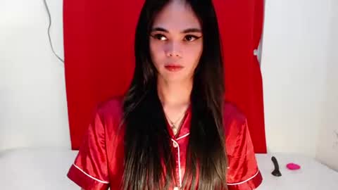 Snapshot of mysticofcum22 chatting on October 27, 1:31 am Krestine online show from October 27, 1:31 am