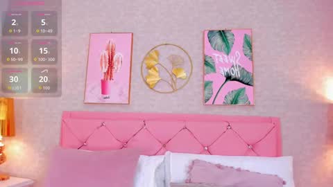 Snapshot of mystikdoll chatting on October 15, 11:54 am Misteika online show from October 15, 11:54 am