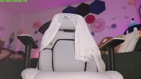 MySweetSofie online show from January 8, 2:14 am