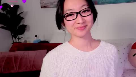Snapshot of mysweetsofie1 chatting on February 12, 11:33 pm MySweetSofie online show from February 12, 11:33 pm