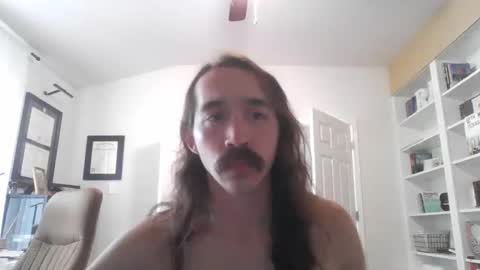 Snapshot of mythrowawayatx chatting on March 2, 7:12 pm mythrowawayatx online show from March 2, 7:12 pm