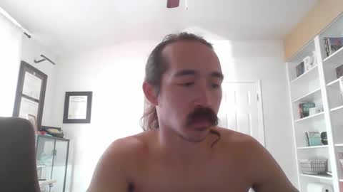 Snapshot of mythrowawayatx chatting on March 10, 2:48 pm mythrowawayatx online show from March 10, 2:48 pm