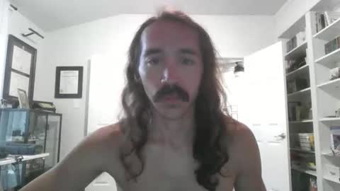 Snapshot of mythrowawayatx chatting on November 16, 10:04 pm mythrowawayatx online show from November 16, 10:04 pm